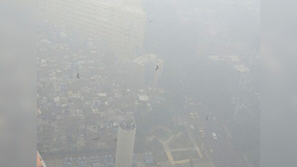 Air Quality Index Delhi: Capital records air quality index of 495 at 5 pm; Ghaziabad, Hapur declare holiday for schools