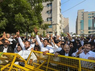 Delhi Police vs lawyers: Clashes a reflection of substandard quality of legal education in India, occur regularly in small towns