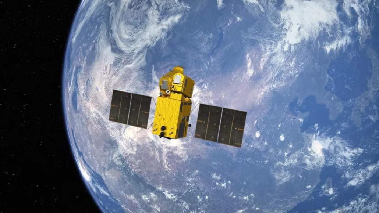 An illustration of the Gaofen-7 satellite, a sub-metre resolution optical satellite that boasts the highest mapping accuracy among its domestic peers, and is able to map China and even the world’s lands stereoscopically with a margin of error of less than a metre. image: CCTV