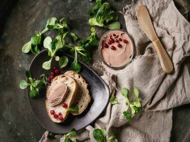 Five yummy brain foods that improve alertness, focus and memory