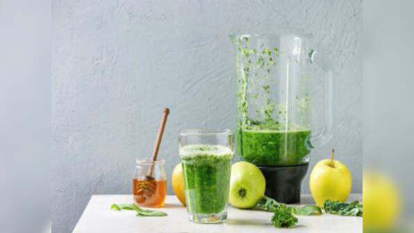 Five quick and easy-to-make smoothies for weight-loss