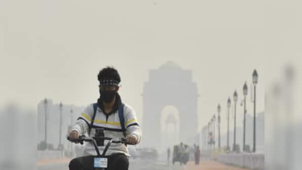 Delhi smog: Air quality deteriorates to severe again