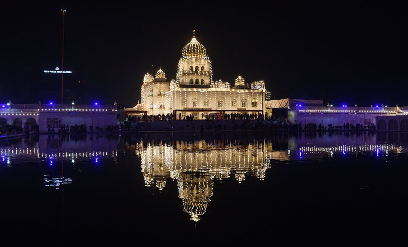 Narendra Modi, Amit Shah extend greetings to nation on Guru Nanak Jayanti; Sonia Gandhi says teachings of Sikhism founder cut across communal divide Narendra Modi, Amit Shah extend greetings to nation on Guru Nanak Jayanti; Sonia Gandhi says teachings of Sikhism founder cut across communal divide
