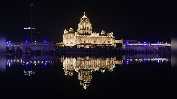 Narendra Modi, Amit Shah extend greetings to nation on Guru Nanak Jayanti; Sonia Gandhi says teachings of Sikhism founder cut across communal divide