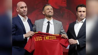 Robert Moreno 'was disloyal' for not wanting to step down from Spain job until Euro 2020, says Luis Enrique