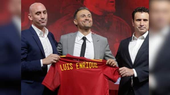Robert Moreno 'was disloyal' for not wanting to step down from Spain job until Euro 2020, says Luis Enrique