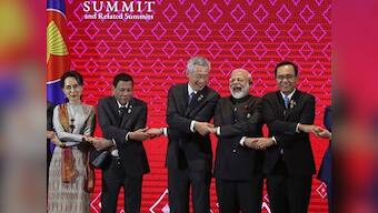 On sidelines of ASEAN summit, Narendra Modi tells Aung San Suu Kyi Myanmar's cooperation against insurgent groups important to India