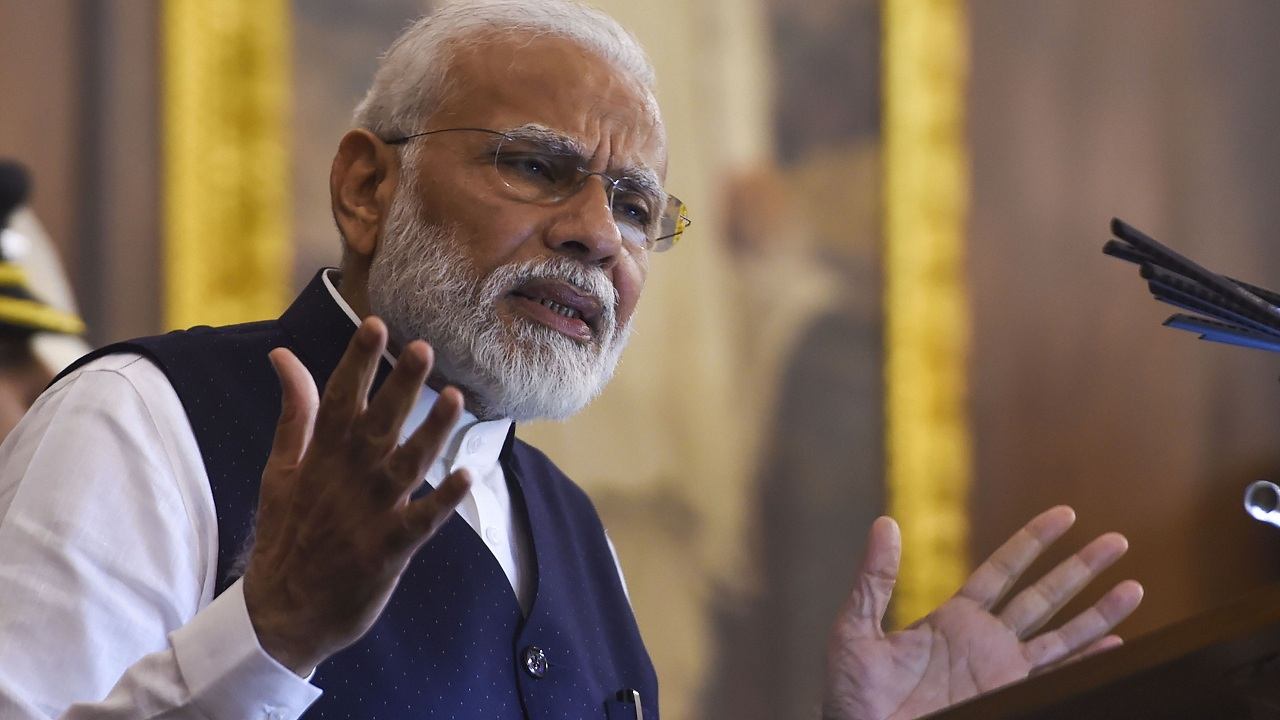 Constitution Day: Amid Boycott By Opposition, Narendra Modi Addresses ...