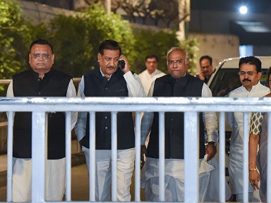 Maharashtra political crisis: Lending support to Shiv Sena will be a risky deal in the long run for Congress Maharashtra political crisis: Lending support to Shiv Sena will be a risky deal in the long run for Congress