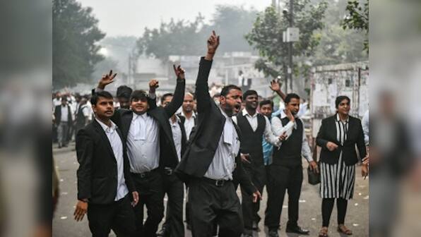 Tis Hazari violence: Lawyers of Delhi district courts to hold protest march today, demonstration expected at India Gate on 15 Nov