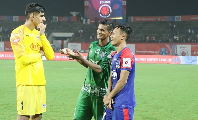 Gurpreet Singh Sandhu goalkeeper of Bengaluru FC, Subrata Paul goalkeeper of Jamshedpur FC and Udanta Singh of Bengaluru FC during the presentation of the match 15 of the Indian Super League ( ISL ) between Jamshedpur FC and Bengaluru FC held at the JRD Tata Sports Complex, Jamshedpur, India on the 3rd November 2019. Photo by: Vipin Pawar / SPORTZPICS for ISL