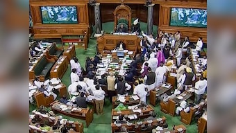 Daily Bulletin: Parliament to discuss Delhi pollution crisis; JNU students to continue protest against fee hike; day's top stories