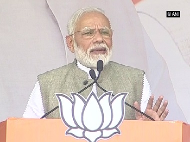 Ahead of Jharkhand polls, Narendra Modi blames previous govts for Naxalism, praises Raghubar Das for tackling situation Ahead of Jharkhand polls, Narendra Modi blames previous govts for Naxalism, praises Raghubar Das for tackling situation