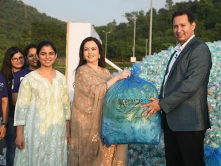 Reliance Foundation collects record 78 tonnes of waste plastic bottles for recycling; to be made into value-added fibres