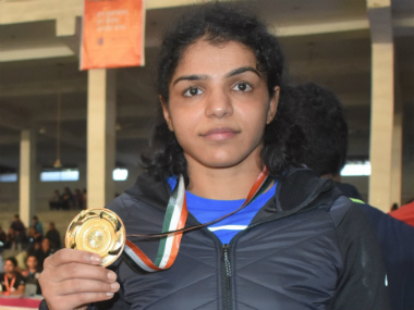 Vinesh Phogat, Sakshi Malik dish out convincing wins in senior national wrestling championships; Anita Sheoran stuns Divya Kakran Vinesh Phogat, Sakshi Malik dish out convincing wins in senior national wrestling championships; Anita Sheoran stuns Divya Kakran