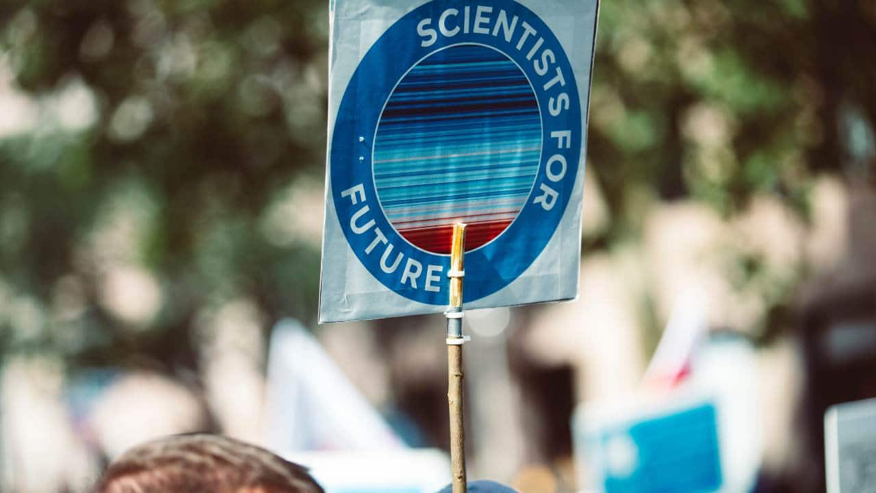 Scientists in the thousands issue a dire warning to highlight 'untold ...