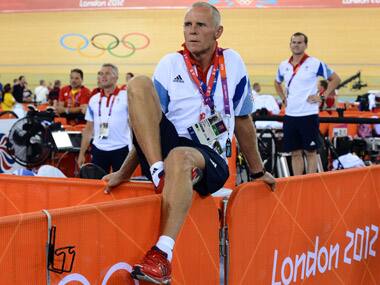 Ex-Team Sky head coach Shane Sutton called 'doper', 'serial liar' by former doctor Richard Freeman's lawyer