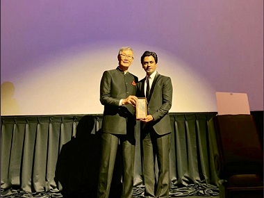 Nawazuddin Siddiqui honoured with Lesley Ho Asian Film Talent Award at Singapore International Film Festival Nawazuddin Siddiqui honoured with Lesley Ho Asian Film Talent Award at Singapore International Film Festival