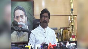 Jharkhand Assembly Election: Day after RJD skips Opposition alliance's press meet, JMM leader Hemant Soren meets Lalu Prasad Yadav