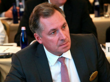 Russian Olympic chief recommends complete leadership overhaul in country's athletics federation Russian Olympic chief recommends complete leadership overhaul in country's athletics federation
