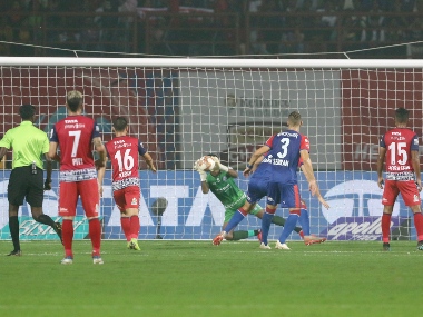 ISL 2019-20: Bengaluru FC's lack of attacking efficiency in final third, resolute Subrata Pal help complacent Jamshedpur FC escape with draw ISL 2019-20: Bengaluru FC's lack of attacking efficiency in final third, resolute Subrata Pal help complacent Jamshedpur FC escape with draw