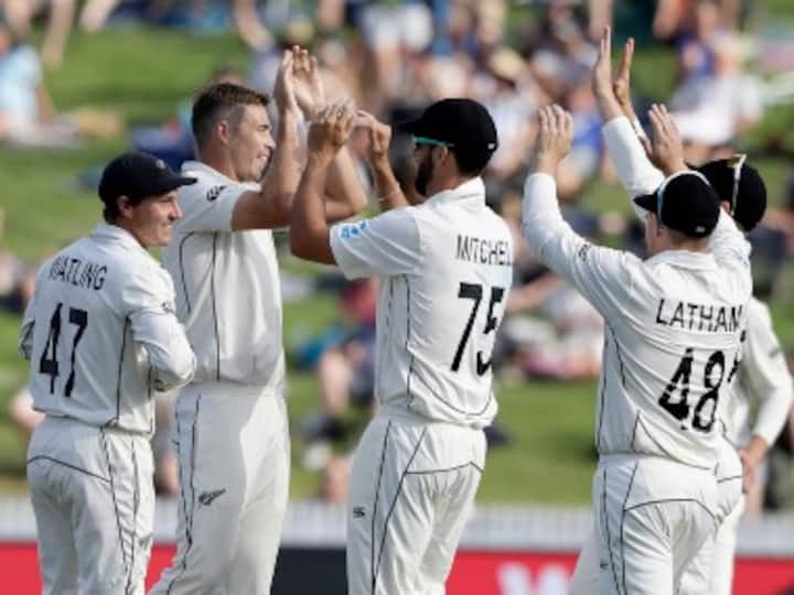 New Zealand vs England: Kiwis take control of second Test with two qucik wickets after posting 375 on Day 2