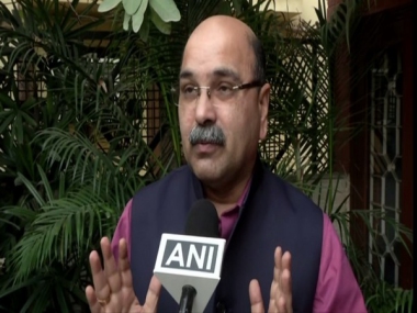 AIMPLB can't file Ayodhya review petition as 'it is not party' to land dispute case, claims All India Hindu Mahasabha lawyer AIMPLB can't file Ayodhya review petition as 'it is not party' to land dispute case, claims All India Hindu Mahasabha lawyer