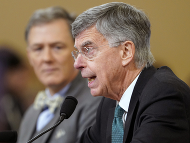 Donald Trump impeachment inquiry: William B Taylor Jr displayed a demeanour Democrats hoped Robert Mueller had exhibited Donald Trump impeachment inquiry: William B Taylor Jr displayed a demeanour Democrats hoped Robert Mueller had exhibited