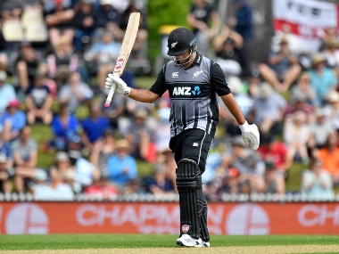New Zealand vs England: Colin de Grandhomme blitz gives Kiwis 14-run win in third T20I, Black Caps take 2-1 lead in five-match series New Zealand vs England: Colin de Grandhomme blitz gives Kiwis 14-run win in third T20I, Black Caps take 2-1 lead in five-match series