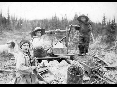 'Is Greta Thunberg a Time Traveller?': Twitter lights up with conspiracy theories after a 120-year old picture of the climate activist's lookalike goes viral 'Is Greta Thunberg a Time Traveller?': Twitter lights up with conspiracy theories after a 120-year old picture of the climate activist's lookalike goes viral