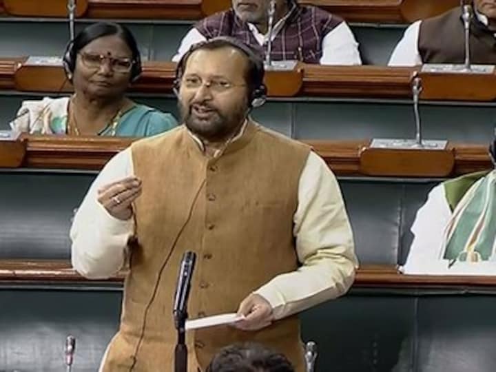 Winter Session of Parliament: Prakash Javadekar sounds optimistic note on combating pollution; Opposition demands PM 'break silence' over electoral bonds