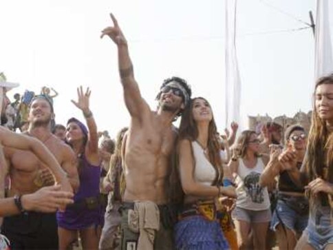 Malang: Aditya Roy Kapur, Disha Patani's first look from Mohit Suri's upcoming romantic thriller released Malang: Aditya Roy Kapur, Disha Patani's first look from Mohit Suri's upcoming romantic thriller released