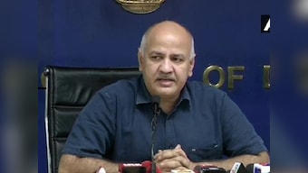Day two of Odd-Even scheme: 384 challans issued in Delhi till 2 pm; Manish Sisodia says public 'religiously following' rule