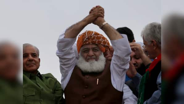 Maulana Fazlur Rehman ratchets up rhetoric with Azadi March in Pakistan, but cleric needs deep state support to rattle Imran Khan