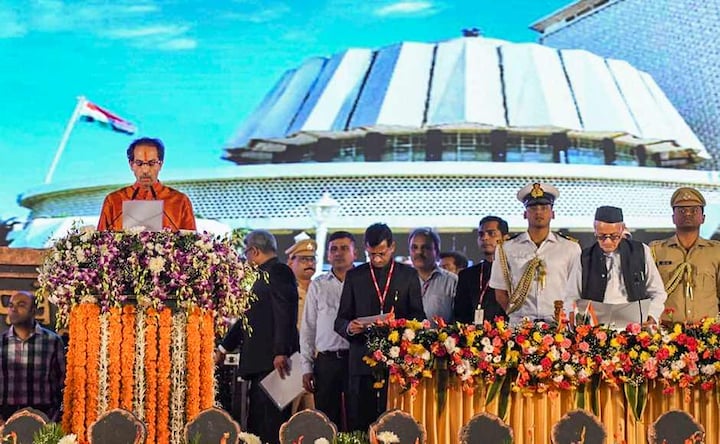 Uddhav Thackeray sworn in as Maharashtra CM at Mumbai's Shivaji Park; six other MLAs also take oath as ministers