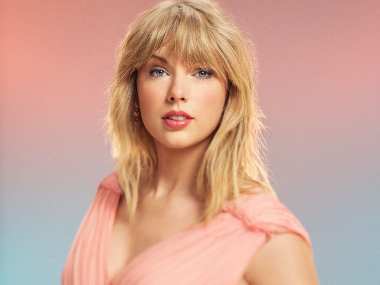 Taylor Swift's record label to allow her to perform old songs at AMA 2019 amid licensing dispute Taylor Swift's record label to allow her to perform old songs at AMA 2019 amid licensing dispute