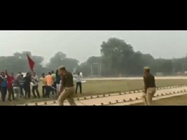 Video of Uttar Pradesh cops riding 'imaginary horses' during mock drill goes viral; 'like Harry Potter’s quidditch match,' says Twitter' Video of Uttar Pradesh cops riding 'imaginary horses' during mock drill goes viral; 'like Harry Potter’s quidditch match,' says Twitter'