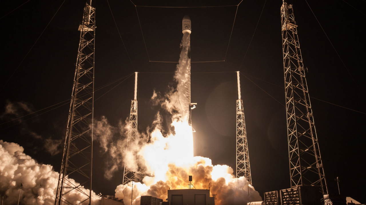 Launch of Amos-17 on the SpaceX Falcon-9 rocket. image credit: SpaceX