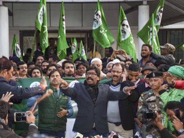 Anti-tribal governance of Raghubar Das cost BJP Jharkhand: 'Local' Hemant Soren spoke to us in our language, nailed it with his campaign, say voters