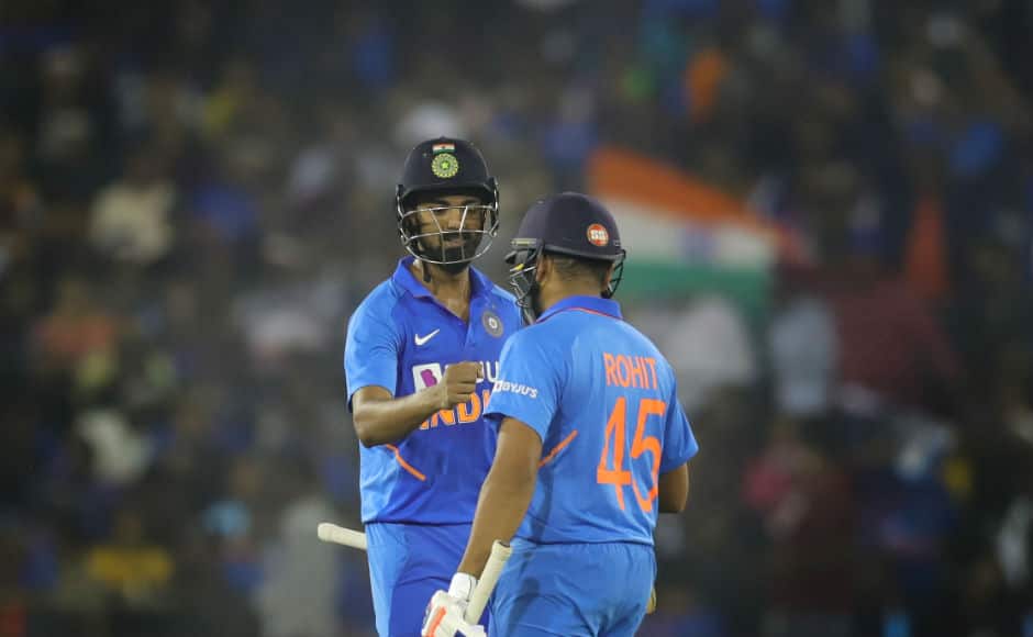 KL Rahul and Rohit Sharma got India off to an ideal start in the steep run chase with a 122-run opening stand. Sportzpics
