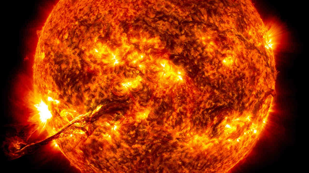 Sun S 60 Year Old Mystery Solved Explains How It Maintains Multi Million Degree Temperature Technology News Firstpost