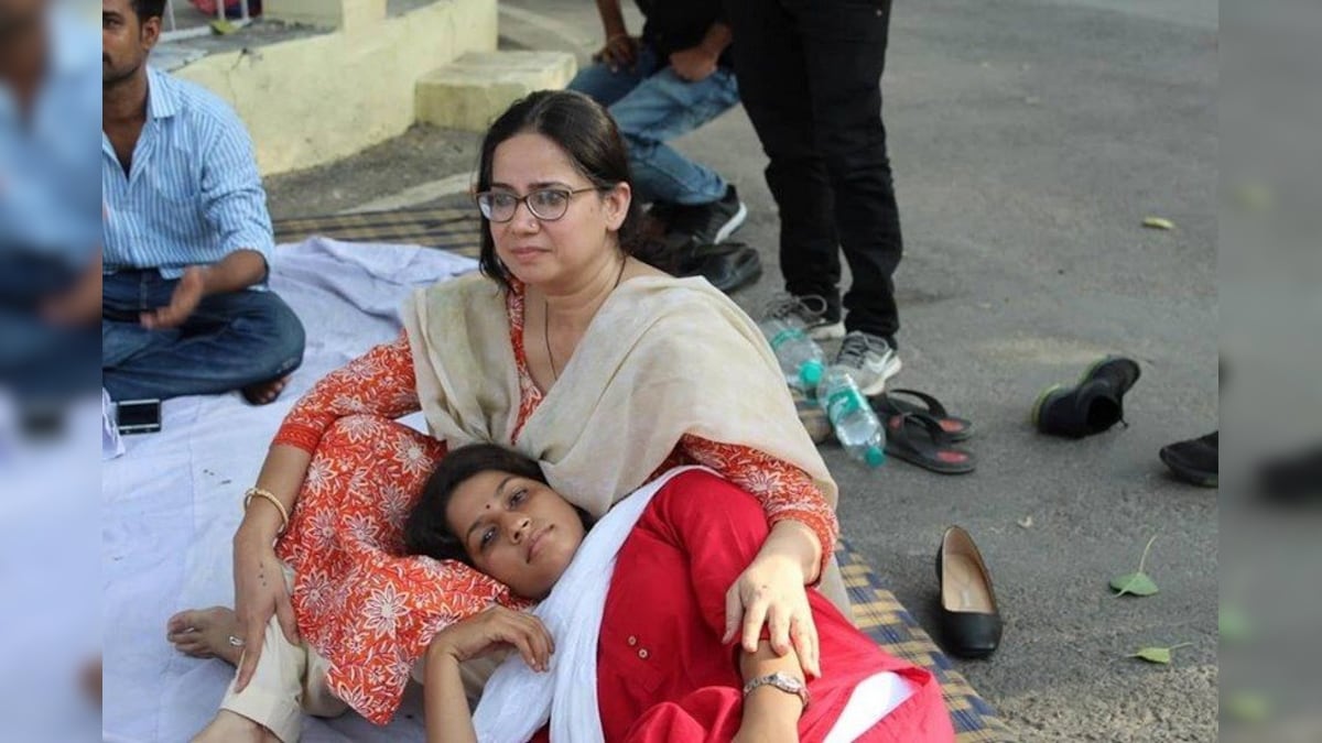 'Why did you stay back to take videos when everyone else fled': A friend records the arrest of Sadaf Jafar, the lone woman held for anti-CAA protests in Lucknow