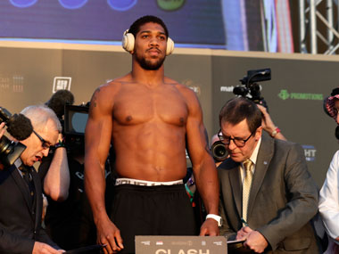 Coronavirus pandemic: Anthony Joshua's heavyweight title defence against Kubrat Pulev could be moved to July, hints promoter Eddie Hearn Coronavirus pandemic: Anthony Joshua's heavyweight title defence against Kubrat Pulev could be moved to July, hints promoter Eddie Hearn