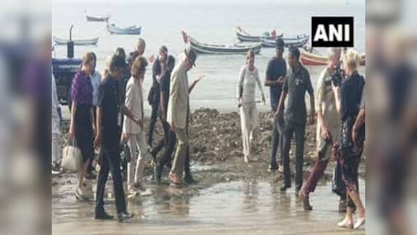 Swedish royal couple clean up Mumbai's Versova beach; Carl XVI Gustaf, Queen Silvia to meet Maharashtra Governor today