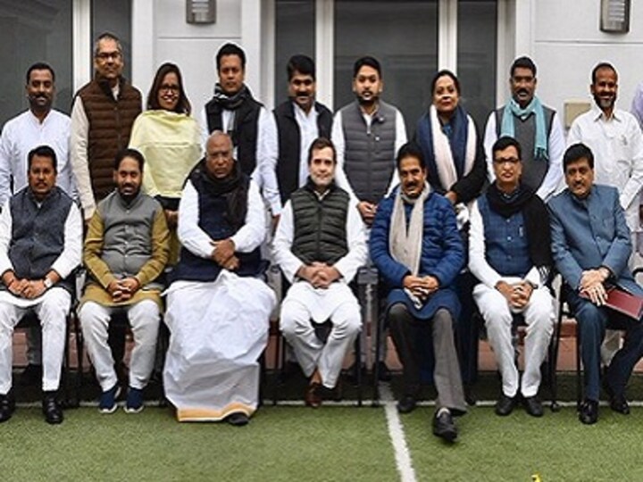 Rahul Gandhi meets Maharashtra Congress ministers in Delhi; Mallikarjun Kharge, KC Venugopal also attend meeting