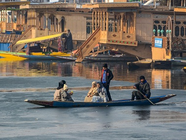 Top J&K officials to visit Mumbai today, meet industry leaders to pitch business possibilities in Valley Top J&K officials to visit Mumbai today, meet industry leaders to pitch business possibilities in Valley