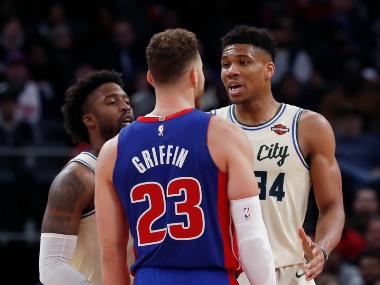 NBA: Giannis Antetokounmpo leads Bucks to 13th consecutive victory; LeBron James, Anthony Davis shine as Lakers thrash Jazz NBA: Giannis Antetokounmpo leads Bucks to 13th consecutive victory; LeBron James, Anthony Davis shine as Lakers thrash Jazz