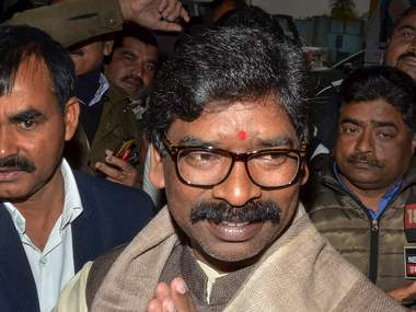 Hemant Soren to take oath as Jharkhand CM today; Rahul Gandhi, Sharad Pawar, CMs of six non-BJP states to attend swearing-in ceremony Hemant Soren to take oath as Jharkhand CM today; Rahul Gandhi, Sharad Pawar, CMs of six non-BJP states to attend swearing-in ceremony