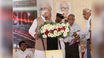 Students protest Kerala Governor’s pro-CAA remarks at history event; peaceful protesters 'roughed up by police', claims Indian History Congress' secy
