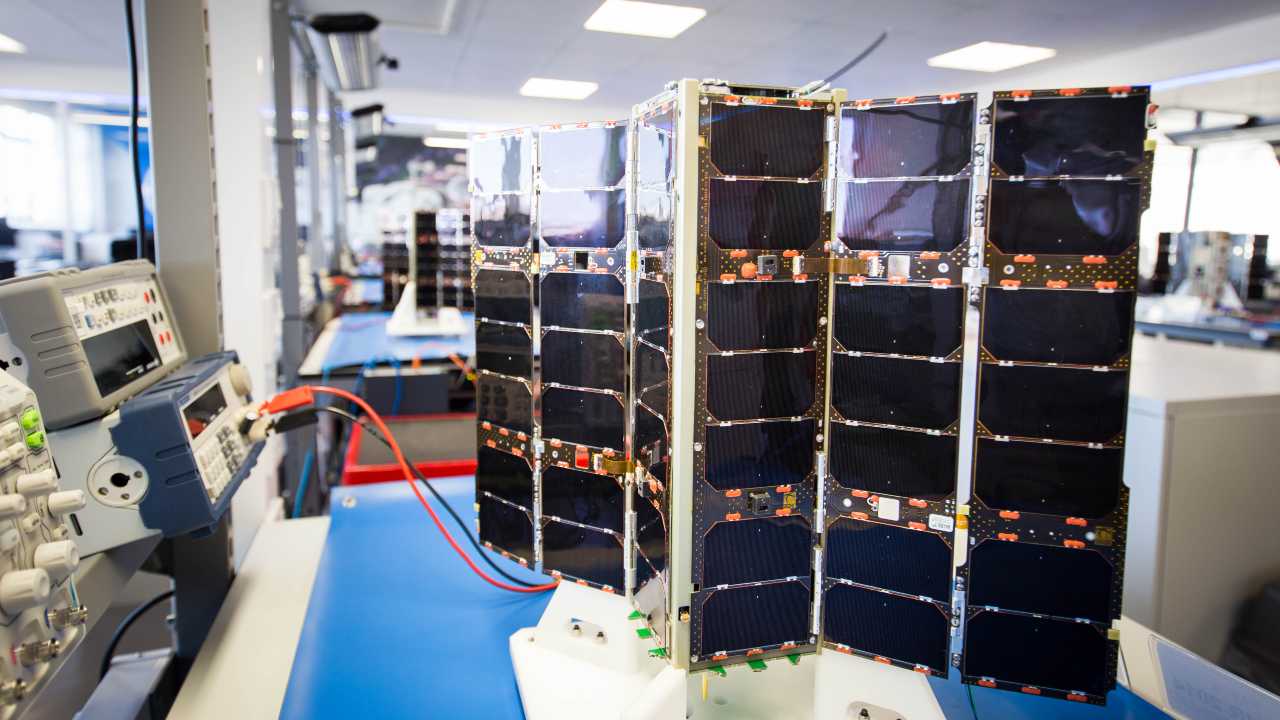 The Lemur-2 cubesat in its testing phase. Image: Spire